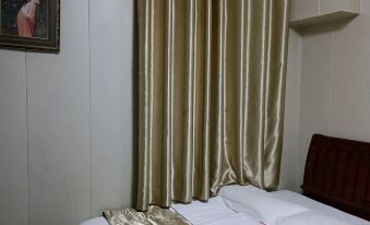 Huo Yuxin Express Hotel