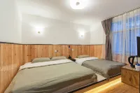 Xi Chang Blooming Azalea Hostel - Balkoner
