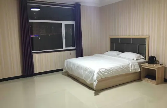 榆中土財主商務酒店