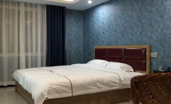 Chenchen Theme Hotel(5 th complete school)