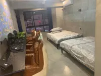 Dongyang Rubifang E-sports Hotel