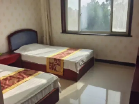 Xiangquan Bathing Hotel (Botou Jiaohe Branch) Hotels in Botou