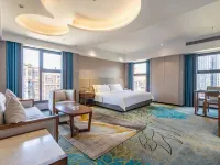 Caifu Holiday Hotel Hotels near CPC Bishan County Committee Party School