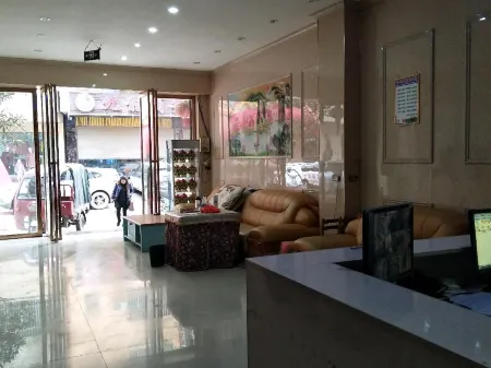 Sandu Chunhui Hotel Отели рядом с достопримечательностью «Shui Ge Shui Zhai»