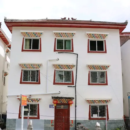 Heishui Luming Inn