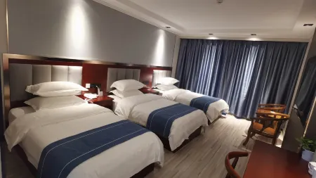 Tongbai Great Wall Hotel