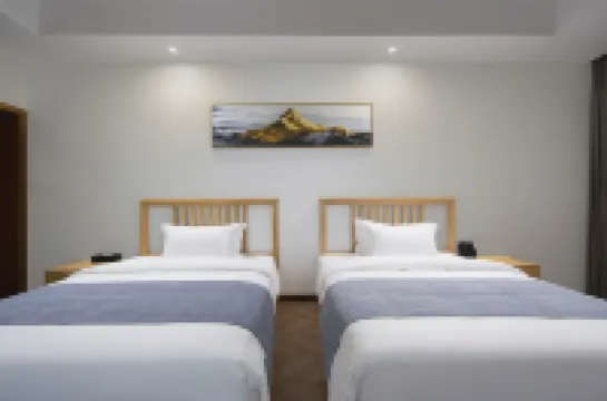 Sweetome Hotel (Yibin Lingang University Town)