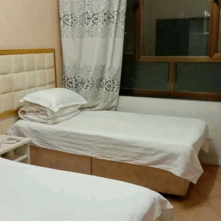 Zhangwu Station Front Express Hotel