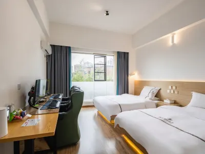 Songming Yinxing Yaoqi Hotel Hotels in Songming