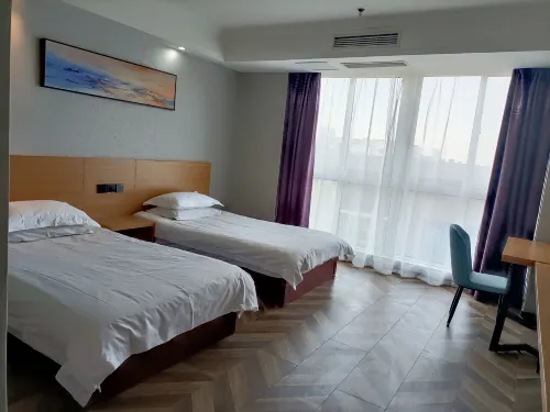 Home Inn Huayi Selected Hotel (Yancheng Sheyang Bus Station)
