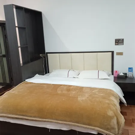Ludian Shuxin Bieyuan Business Hotel