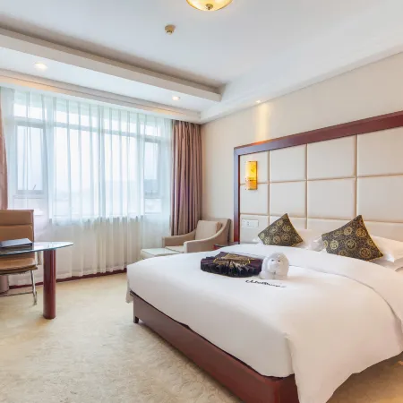 Hengdian World Studios · Grand Hotel (Near Qin Dynasty Palace & Riverside Scene Qingming Picture)