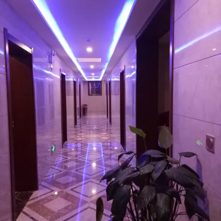 Pingliang Dongzhijia Hotel