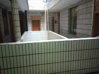 Dali Hong'an Inn (Taiye International Plaza)