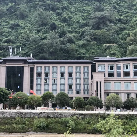 Panda Hometown Hotel