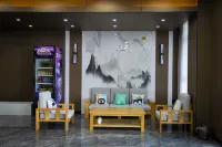 Arong Yalu Hotel