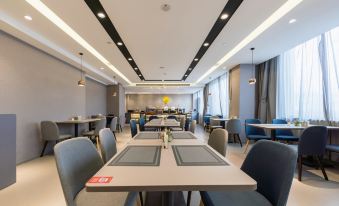 Home Inn Selected (Qingdao  Xianshan East Road)