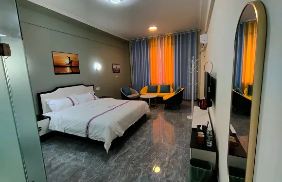 青神凱撒商務酒店