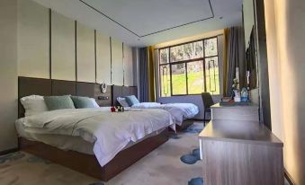 Shuangbai Luoshenghu Banshan Hotel