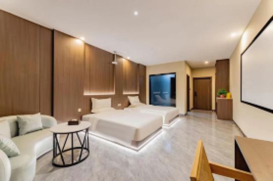 Muzan Hotel (Exhibition Hall Subway Station Bolton Plaza)