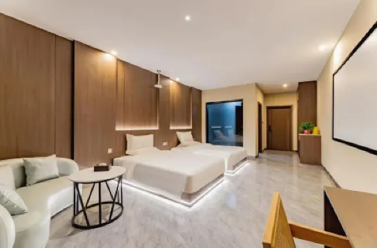 Muzan Hotel (Exhibition Hall Subway Station Bolton Plaza) Отели в г. Хух-Хото