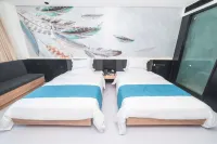 VIANO Hotel - balcony