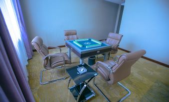 Jijia Business Hotel (Hailin High-Speed Railway North Station)