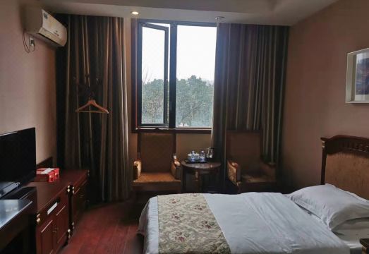 Taihao HotelHotel Overview