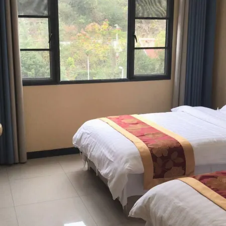 Changyang Rongfa Business Hotel