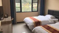 Changyang Rongfa Business Hotel Hotels near Baihui Shopping Mall