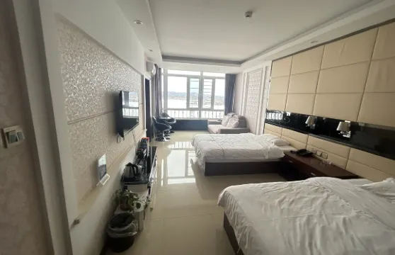 饒河烏蘇里江大酒店