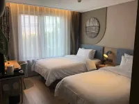 Home Inn (Donghai Niushan North Road Shuijingcheng Pedestrian Street) Các khách sạn gần Ga Donghai County