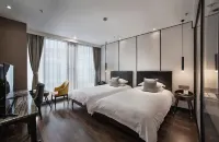 桐鄉濮院•艾克斯酒店 鄰近唐氏批發超市的酒店