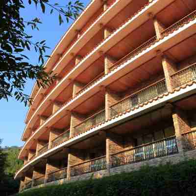 梅州雁南飛圍龍大酒店 Hotel Exterior