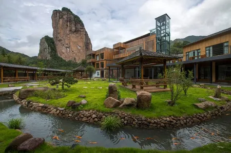 Nanxi Academy Отели рядом с достопримечательностью «Shiwei Peak»