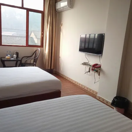 Zigong Longpan Hotel