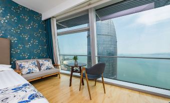 Seaview Apartment at Shimao Twin Tower Xiamen