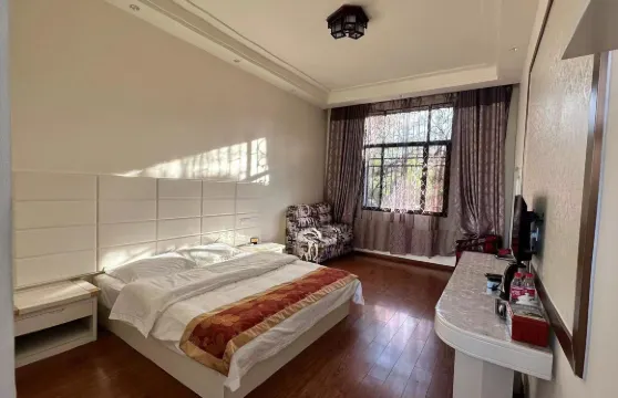 洱源右所橋頭酒店