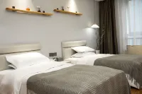 Interesting Apartment (Jinhua Wanda Plaza)