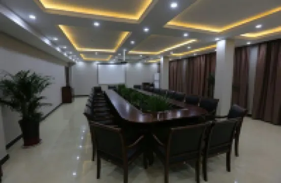 Platinum Holiday Hotel