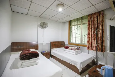 Yibin Anjun Inn