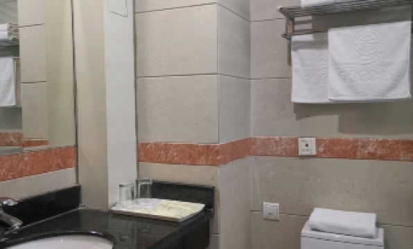 Hua Nan Business Hotel