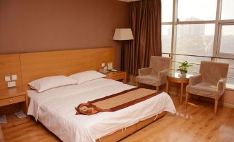 White Water Shengtai Hotel