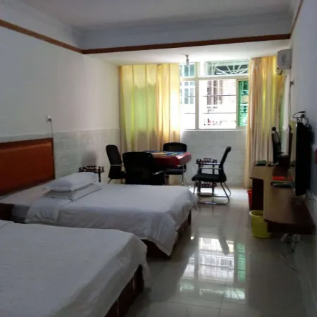 Jishou Family Hotel