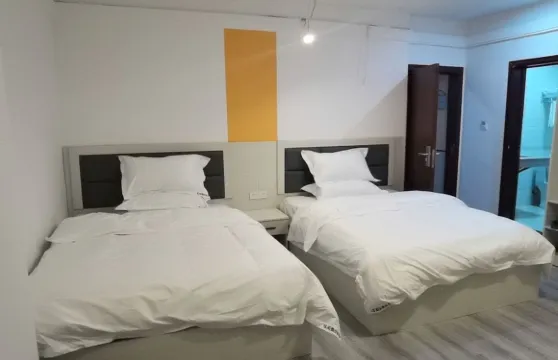 會澤悠閑假日酒店