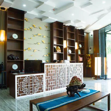 Rongxian Nanhua Tengyu Business Hotel