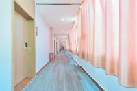 雲睿輕居飯店（臨沂羅莊通達路店）