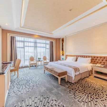 Dongguan Silver Holiday Hotel Отели рядом с достопримечательностью «Железнодорожная станция Чанпин»