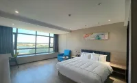 Zhanjiang Langyi Boutique Hotel (Donghai Island Tourist Area Store) Các khách sạn gần Longhaitian Island
