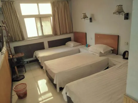 Xingyang Hualian Guesthouse Отели рядом с достопримечательностью «Huancuiyu Scenic Area»